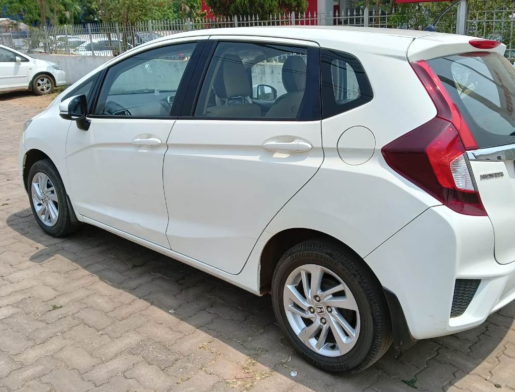 Honda Jazz(2015-2018) Vx Petrol